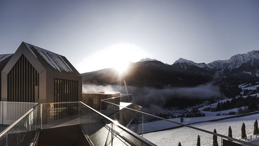 Hotel Hubertus Heaven and Hell Wellness